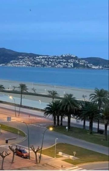 Apartamento Con Magnificas Vistas Al Mar - Wifi Gratis Empuriabrava Exterior foto